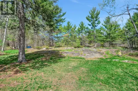 104 Tall Forest Drive Ottawa ON K0A 1L0