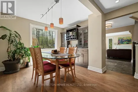 104 Tall Forest Drive Ottawa ON K0A 1L0