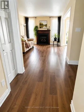 202 Conifer Creek Circle Ottawa ON K2M 0M2