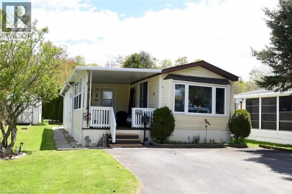 2490 Governors Road Ancaster ON