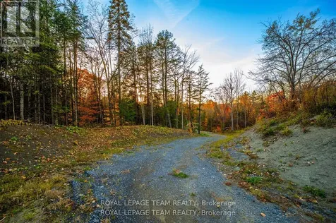 1201 Dunning Road Ottawa ON K4C 1P6