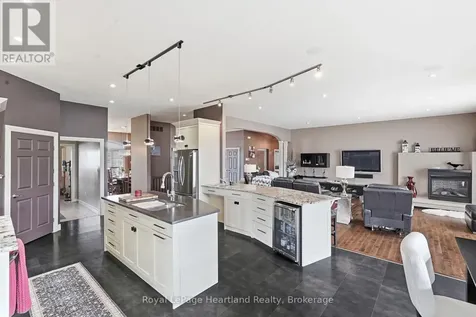 225 John Street South Minto ON N0G 1Z0