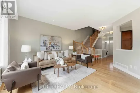 449 Celtic Ridge Crescent Ottawa ON K2W 0B1