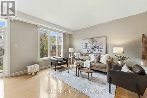 449 Celtic Ridge Crescent Ottawa ON K2W 0B1