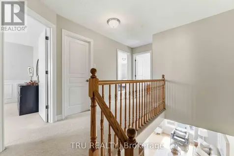 449 Celtic Ridge Crescent Ottawa ON K2W 0B1