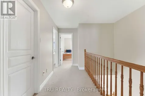 449 Celtic Ridge Crescent Ottawa ON K2W 0B1