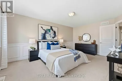 449 Celtic Ridge Crescent Ottawa ON K2W 0B1