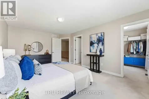 449 Celtic Ridge Crescent Ottawa ON K2W 0B1