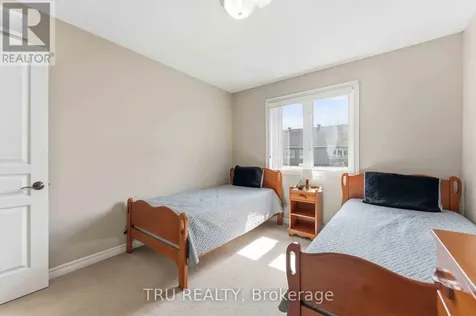 449 Celtic Ridge Crescent Ottawa ON K2W 0B1