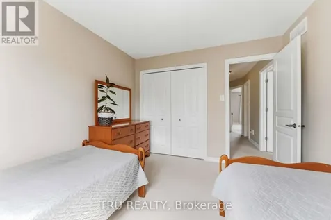 449 Celtic Ridge Crescent Ottawa ON K2W 0B1