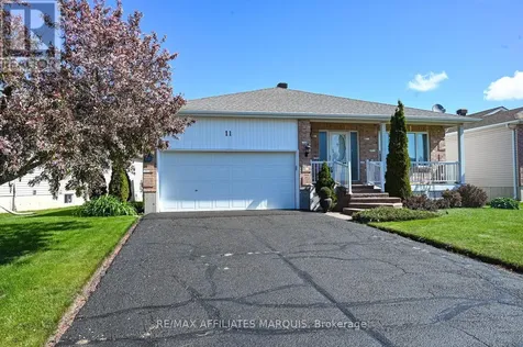 11 Decaria Boulevard Perth ON K7H 3P6