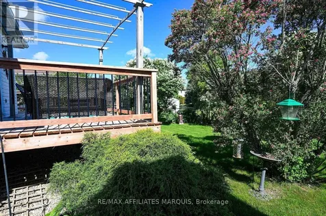 11 Decaria Boulevard Perth ON K7H 3P6