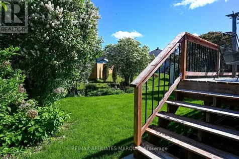 11 Decaria Boulevard Perth ON K7H 3P6