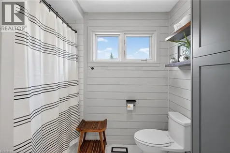 27 Shortland Crescent Etobicoke ON M9R 2T2