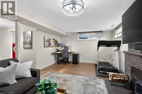 27 Shortland Crescent Etobicoke ON M9R 2T2