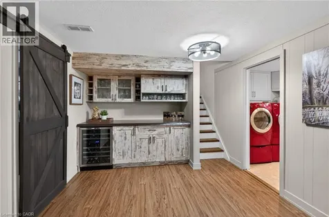 27 Shortland Crescent Etobicoke ON M9R 2T2