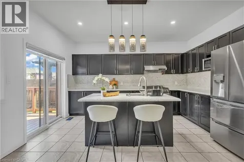 73 Fitzgerald Drive Cambridge ON N1T 2C6