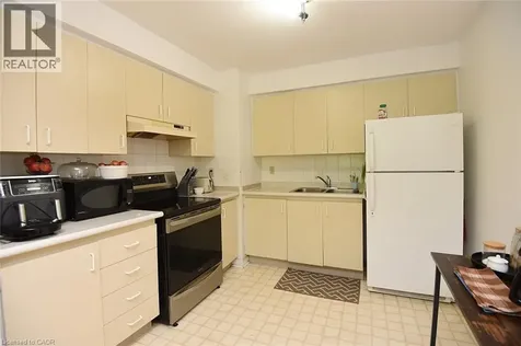 26 Moss Boulevard Dundas ON L9H 6W8