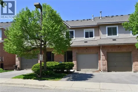 26 Moss Boulevard Dundas ON L9H 6W8