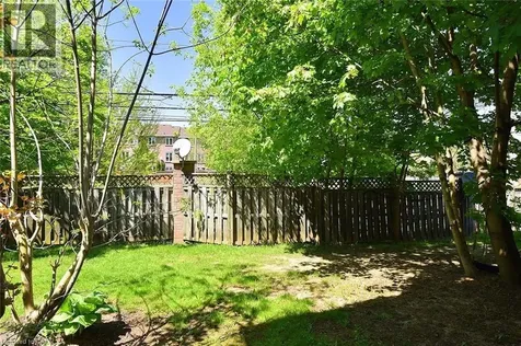 26 Moss Boulevard Dundas ON L9H 6W8