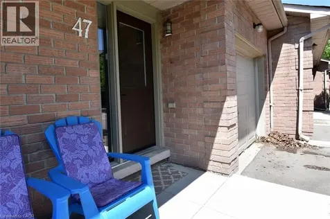 26 Moss Boulevard Dundas ON L9H 6W8