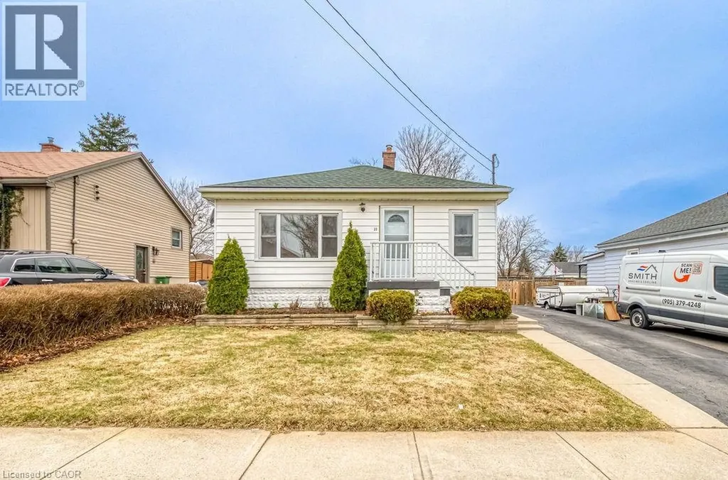 22 David Avenue Hamilton ON L9A 3V1