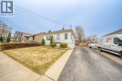22 David Avenue Hamilton ON L9A 3V1