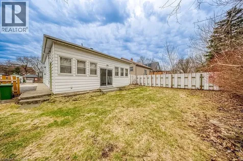 22 David Avenue Hamilton ON L9A 3V1