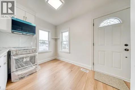 22 David Avenue Hamilton ON L9A 3V1