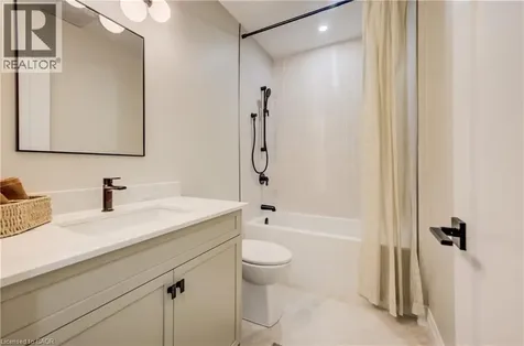 210 Heritage Drive Kitchener ON N2B 3J6