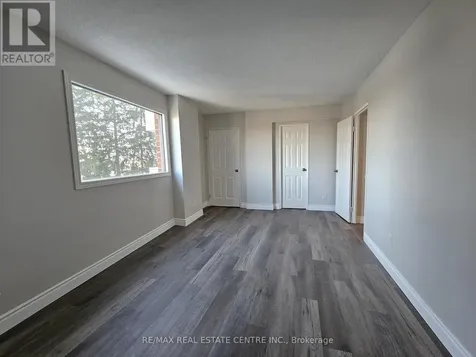 260 Sheldon Avenue North Kitchener ON N2H 6P2