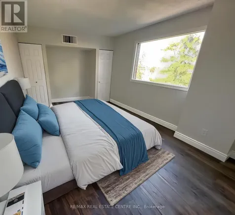 260 Sheldon Avenue North Kitchener ON N2H 6P2