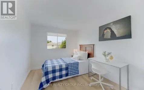 603 Pinerow Crescent Waterloo ON N2T 2K6