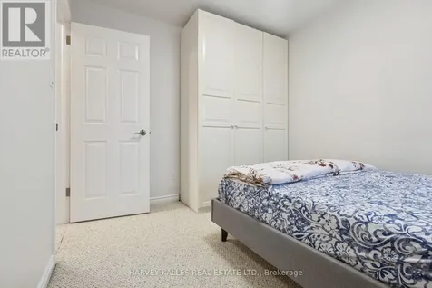409 Tealby Crescent Waterloo ON N2J 4Y8