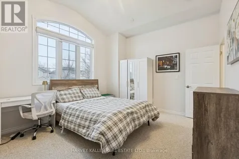 409 Tealby Crescent Waterloo ON N2J 4Y8