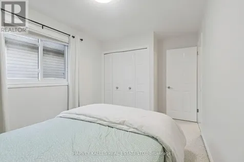 409 Tealby Crescent Waterloo ON N2J 4Y8