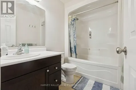 409 Tealby Crescent Waterloo ON N2J 4Y8