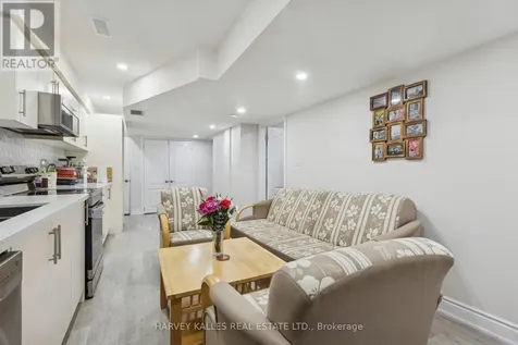 409 Tealby Crescent Waterloo ON N2J 4Y8