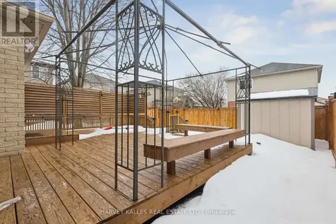 409 Tealby Crescent Waterloo ON N2J 4Y8