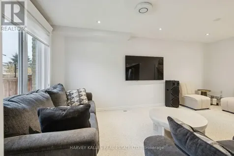 409 Tealby Crescent Waterloo ON N2J 4Y8