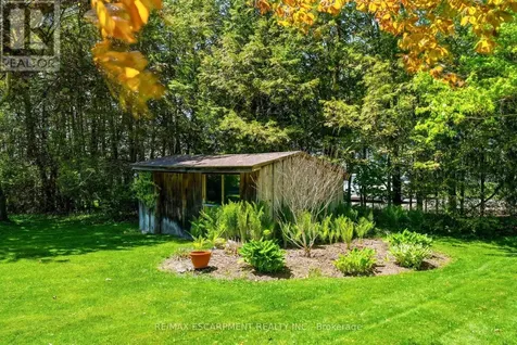1252 Sodom Road Hamilton ON L9H 5E2