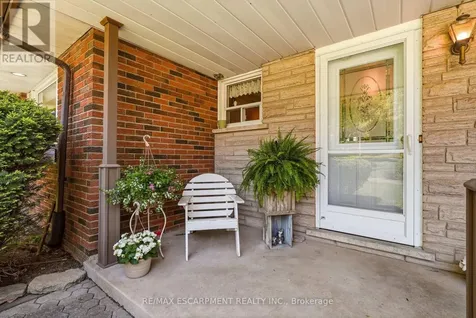 1252 Sodom Road Hamilton ON L9H 5E2