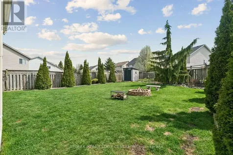704 Russel Court Shelburne ON L9V 3P4