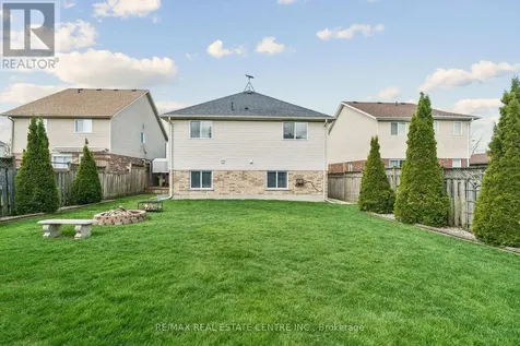 704 Russel Court Shelburne ON L9V 3P4