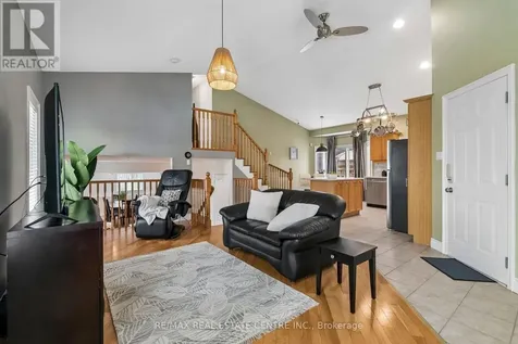 704 Russel Court Shelburne ON L9V 3P4