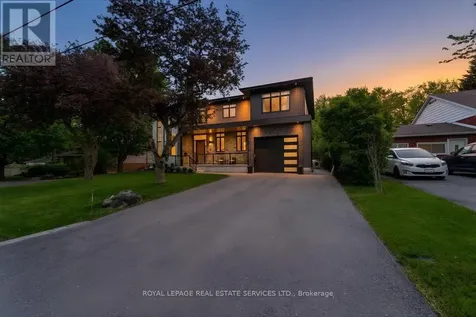 251 Aldercrest Avenue Hamilton ON L9B 1L7
