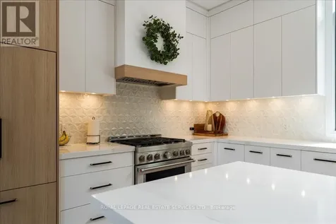 251 Aldercrest Avenue Hamilton ON L9B 1L7