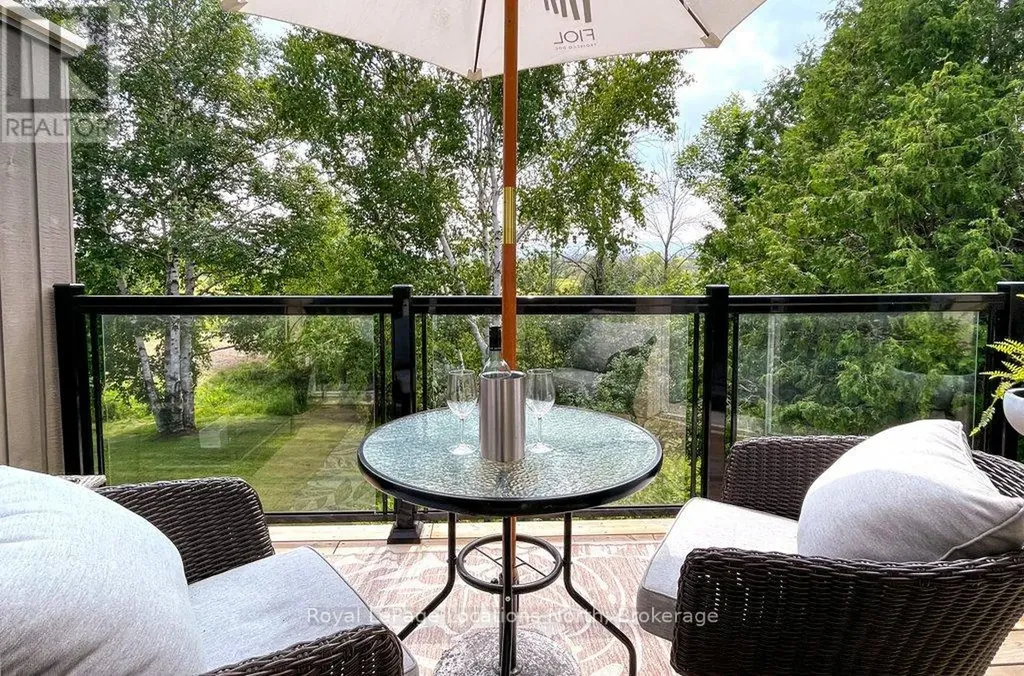 145 Fairway Crescent Collingwood ON L9Y 5B4