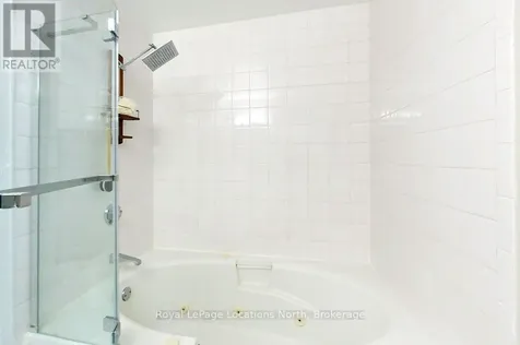 145 Fairway Crescent Collingwood ON L9Y 5B4