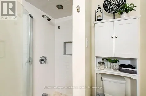 145 Fairway Crescent Collingwood ON L9Y 5B4